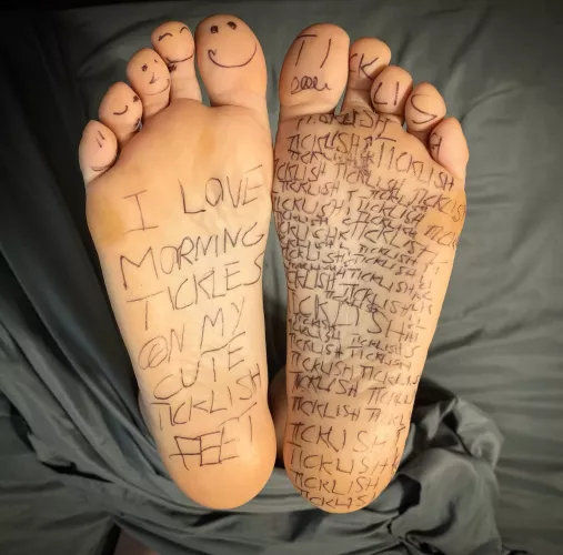 I can’t stop writing on her feet!