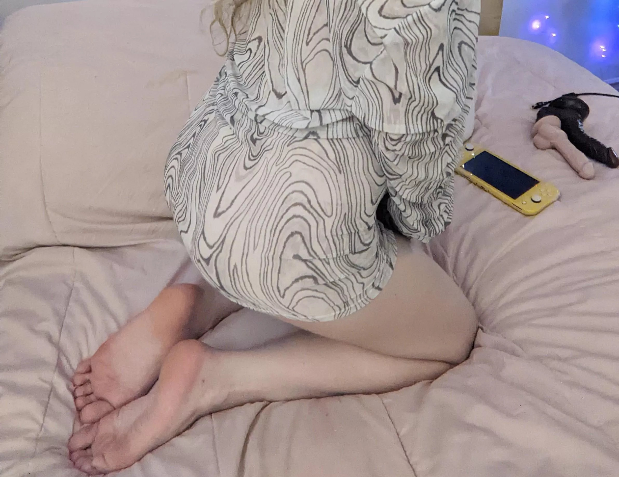 I'll sit on your face while I decide what to play with 