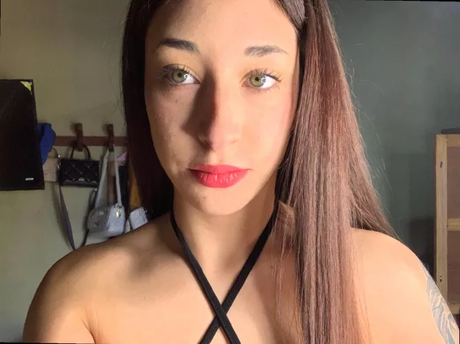 My boss is no fun. He won't let me suck his dick under his desk. Can you be my new boss instead