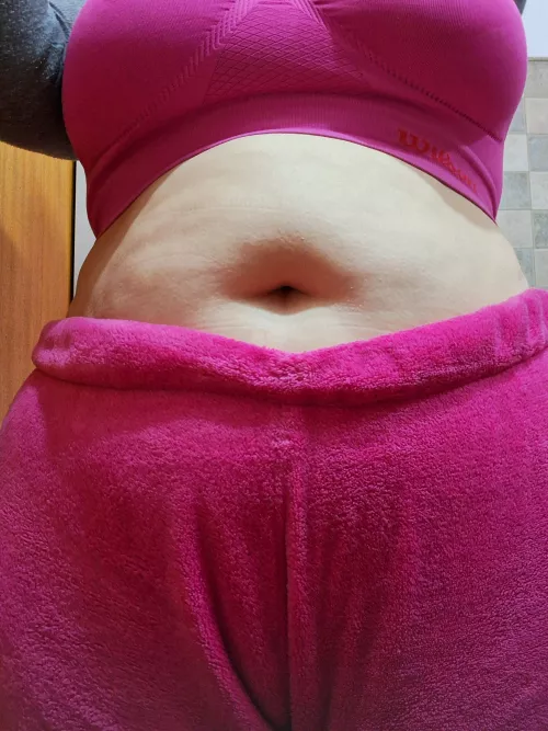 The most deep bellybutton