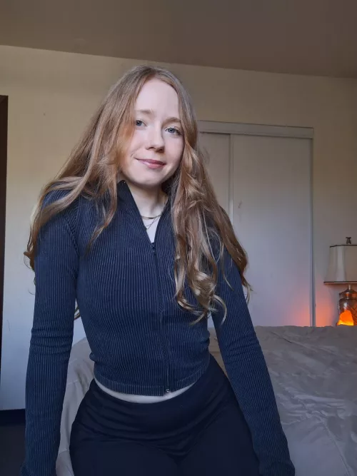 there's no bra under this tight sweater today