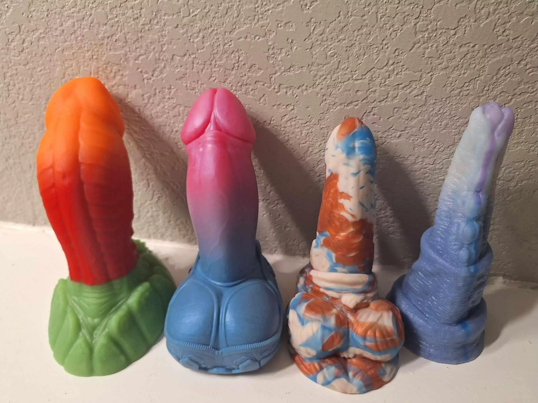 Tonight's sitting session lineup 