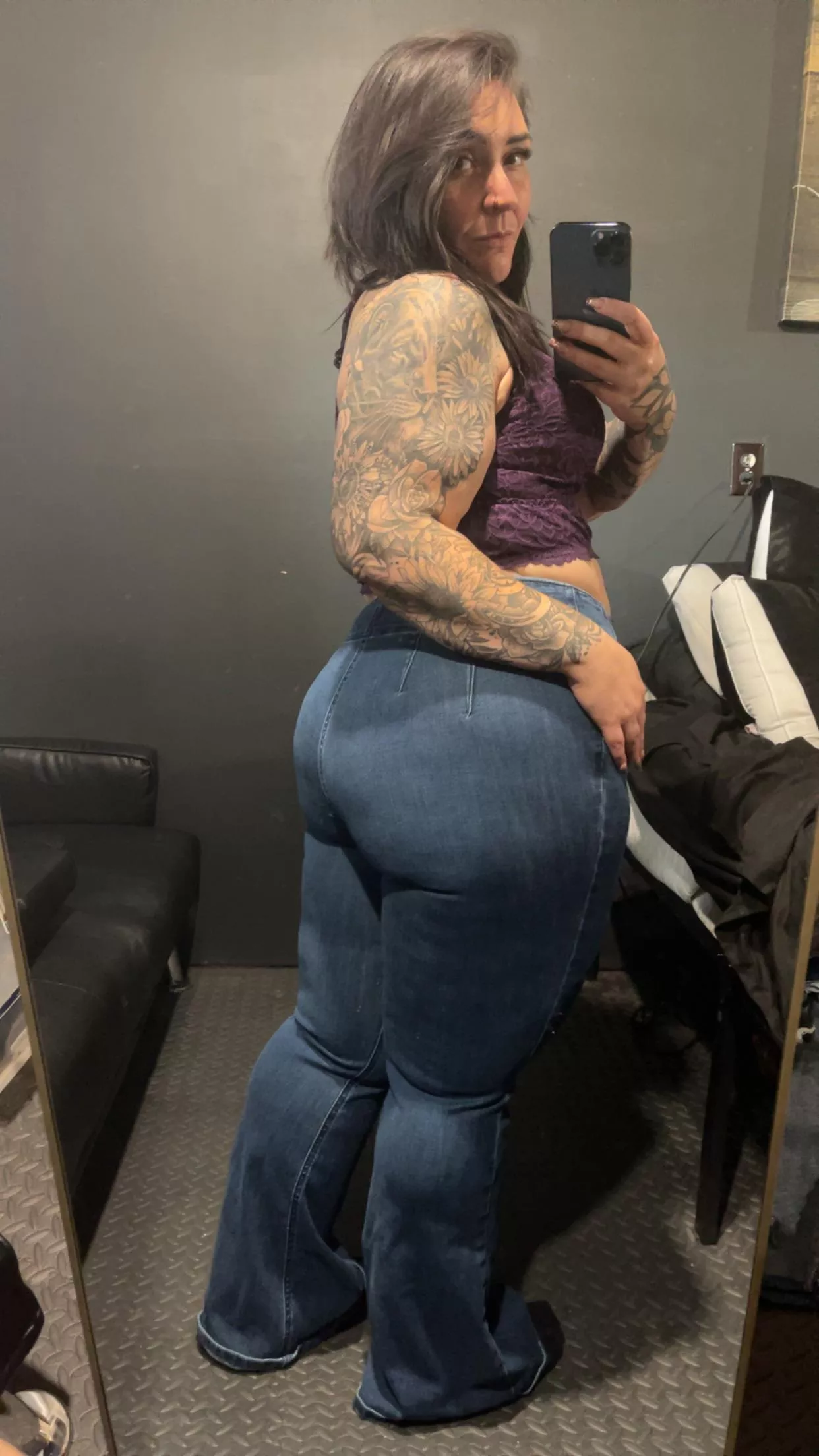 Big booty big booty …. 