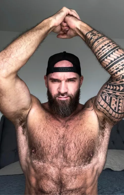 Do you like my armpits? 😈