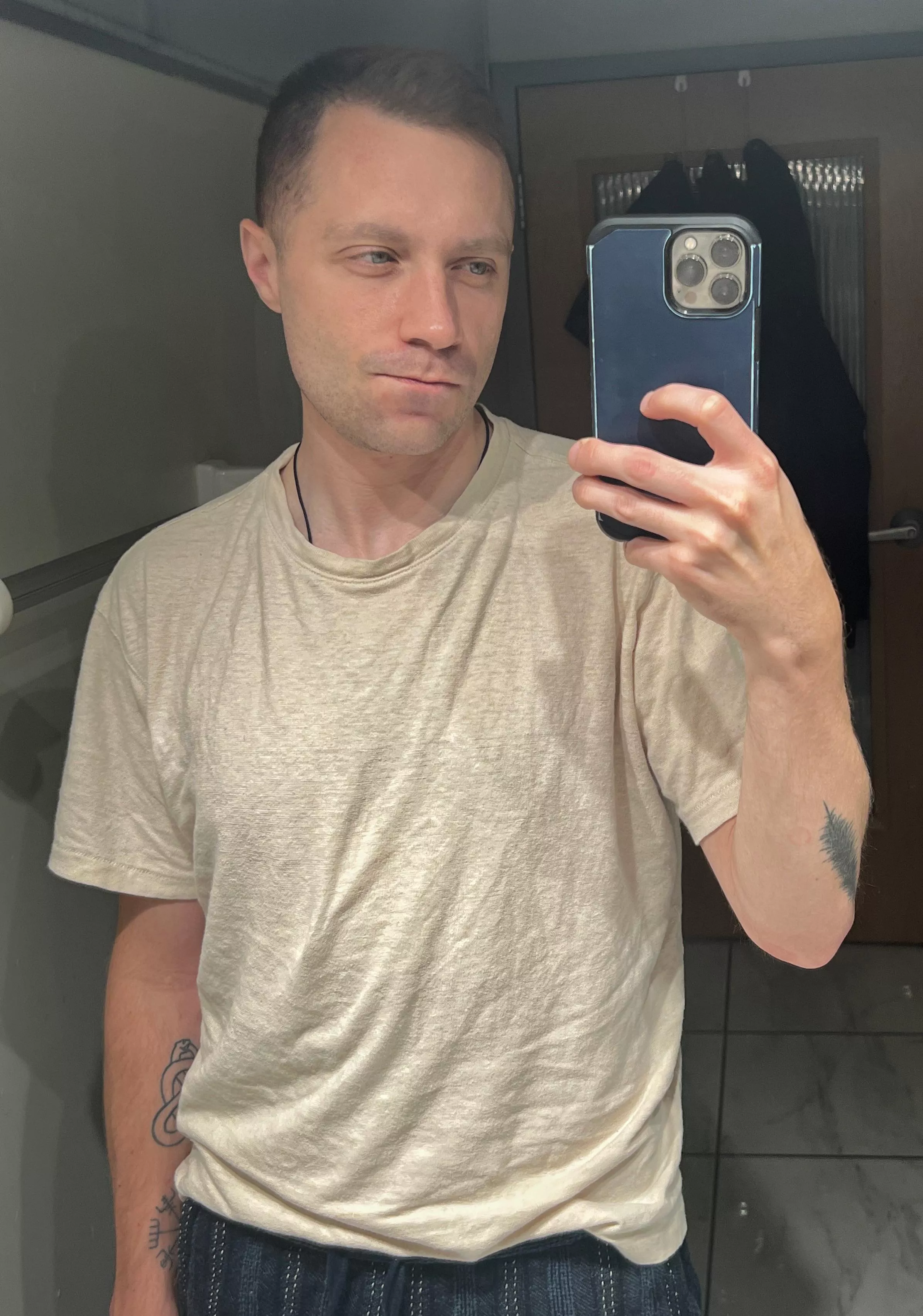 Having some serious insomnia, send help Having some serious insomnia, send help