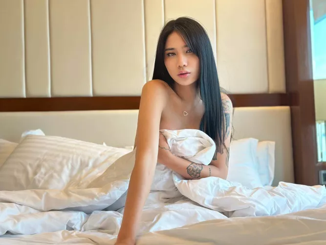 Kisses from your Japanese baby girl!