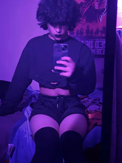 *Meows at you*✨🖤