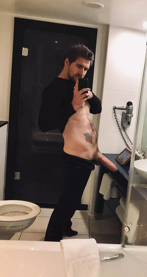 any fans of uncut British cocks here? (35)