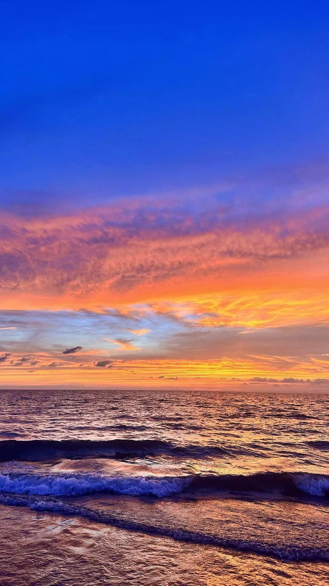 Majestic sunset in Liwa ✨