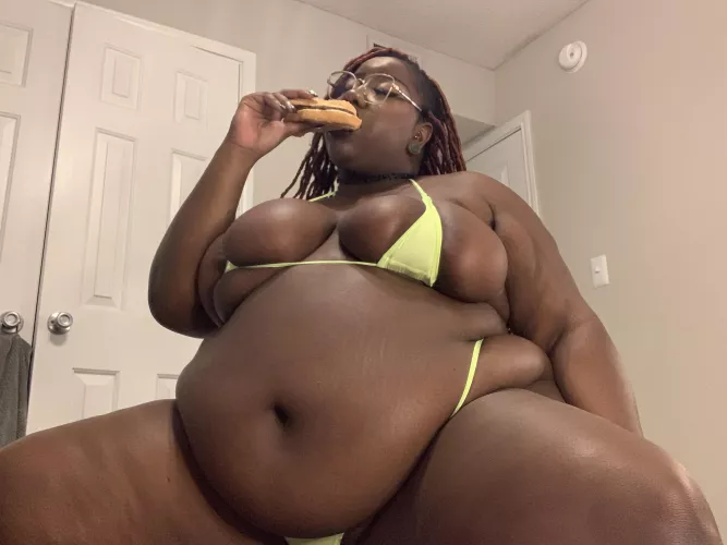 Wanna feed me more?~