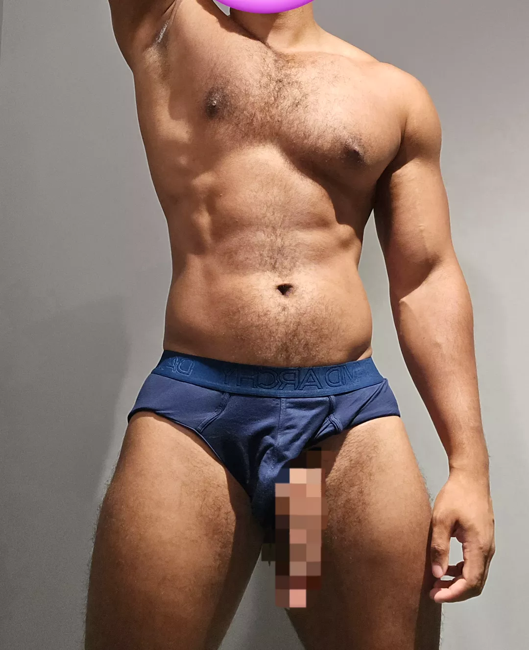 Wanna see what's under the blur? 