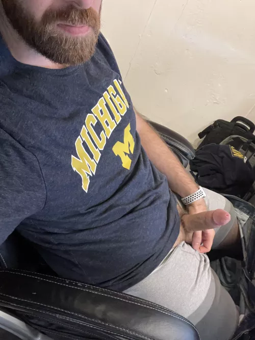 Who else gets real horny on edibles?