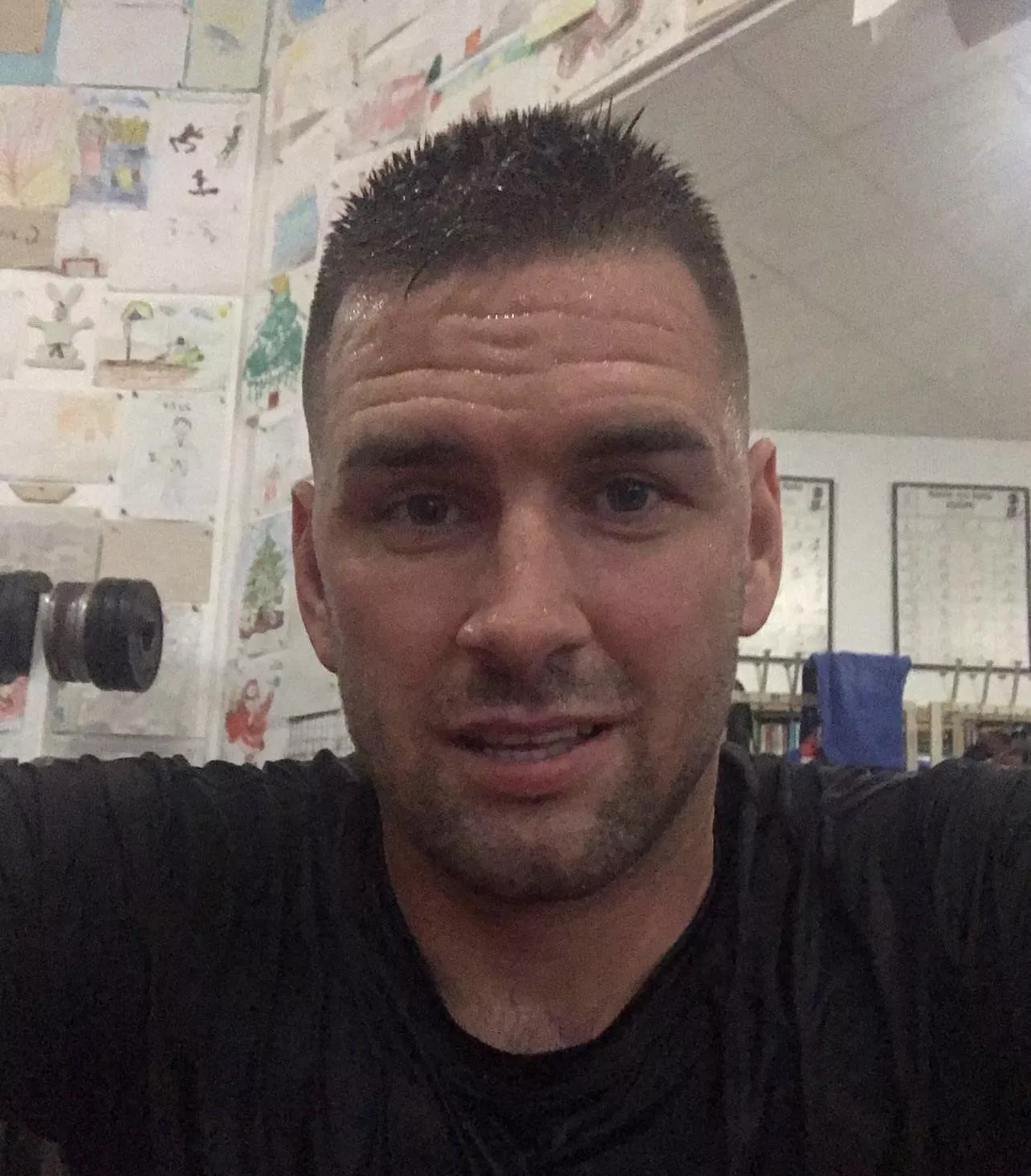 Bi, recently divorced here looking for a guy to chat with… HMU