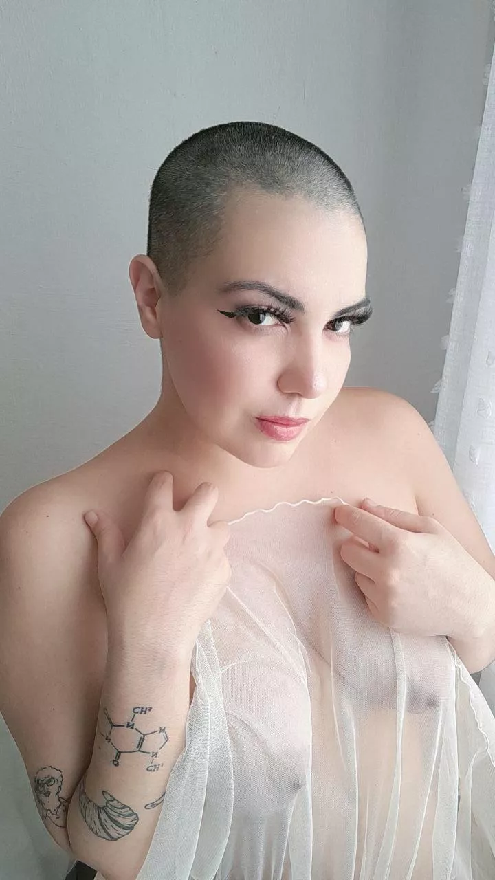 It's too short, but I love it, and you? 🫶