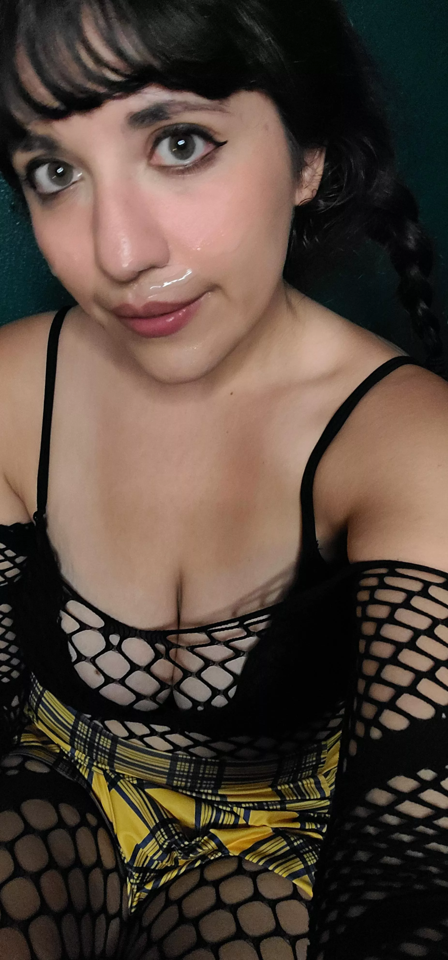 See how I still look cute after taking a load on my face? Very cutesy... very... 