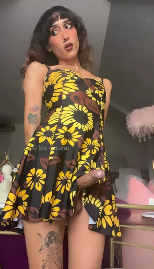 sending you pictures before our date to let you know I’m going commando😘 