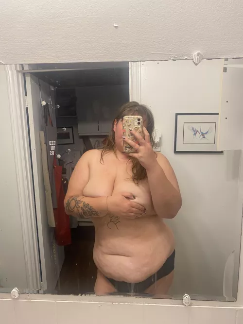 This body is too sexy to get so little 