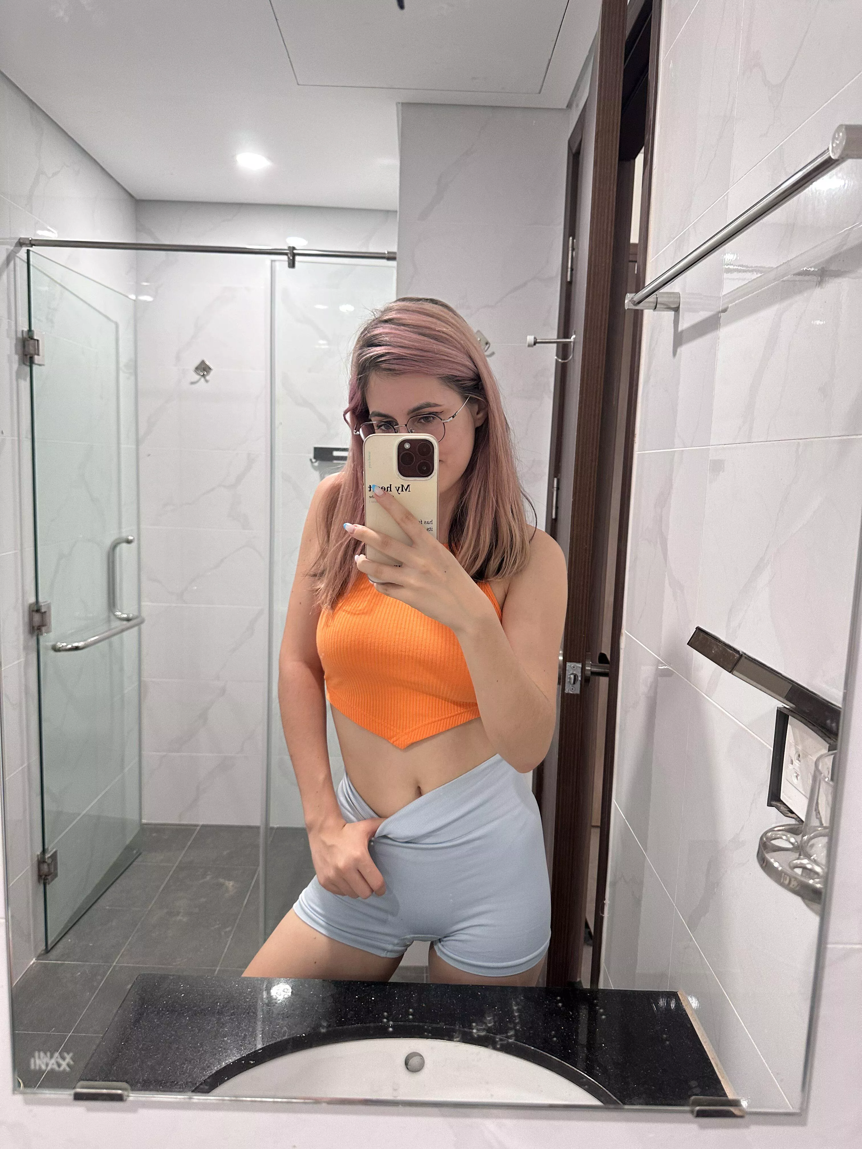 tight girl in tight shorts