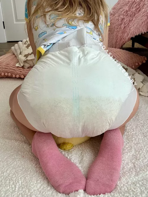 Dadas little diaper angel☺️👼🏻