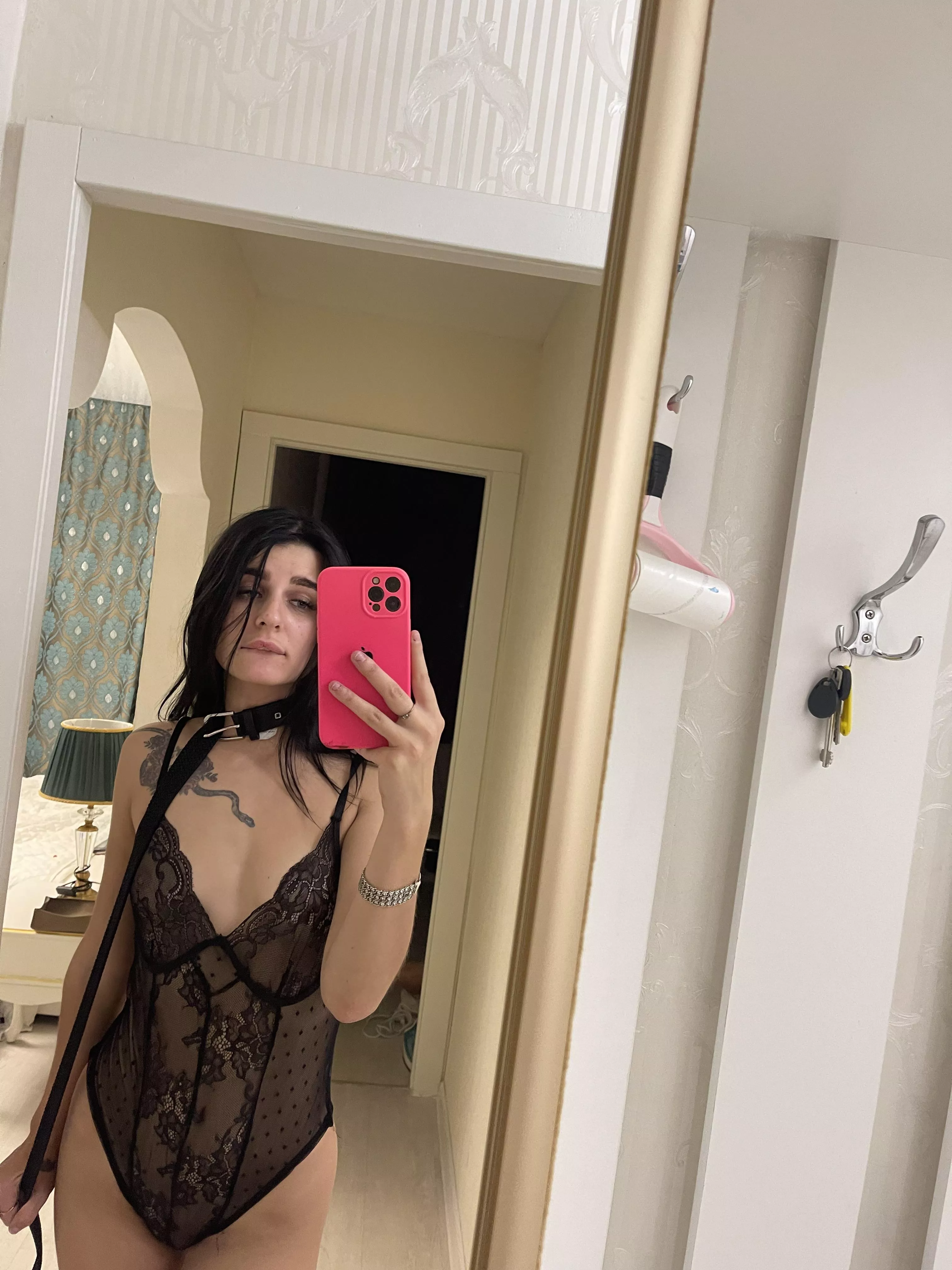 Got a collar perfect for me [F]