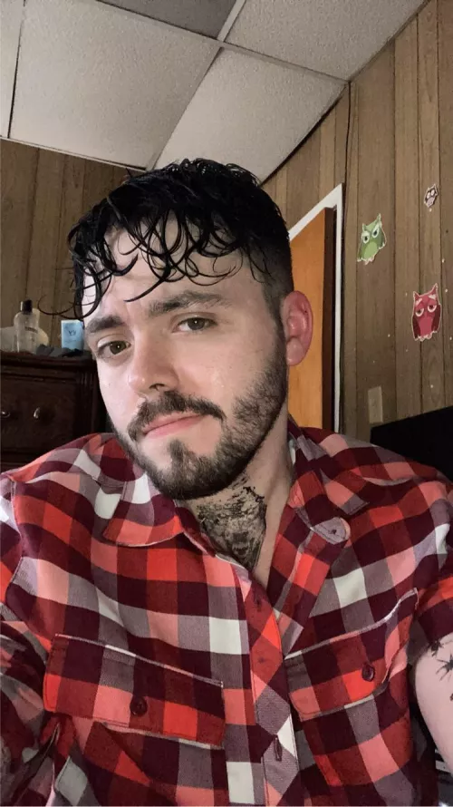 Got dressed up for no reason and took myself out on a date 🥰 sending ❤️❤️