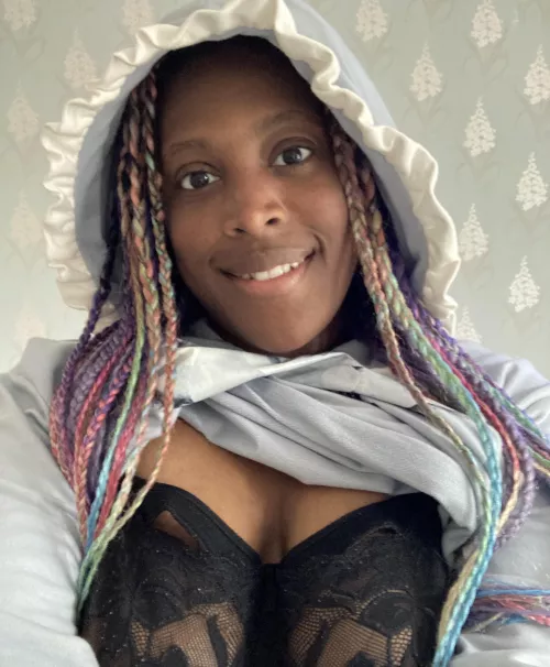 Hey guys will be on tomorrow can not wait to stream x