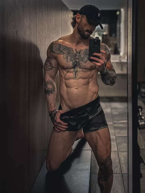 I can’t help but laugh about y’all needing to pull your dicks out for attention on here 😂