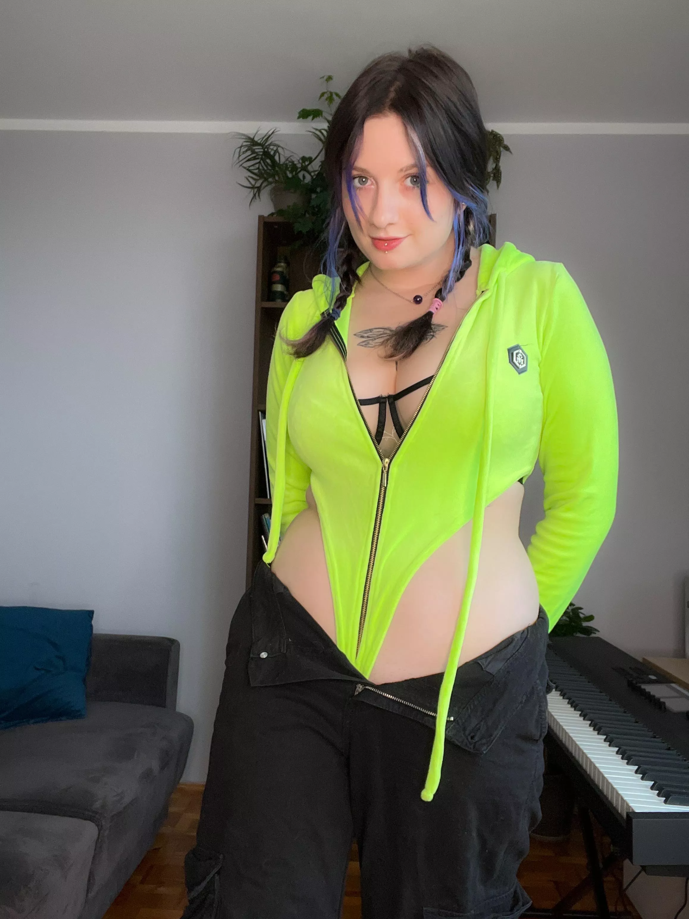i kinda like this neon bodysuit [f]