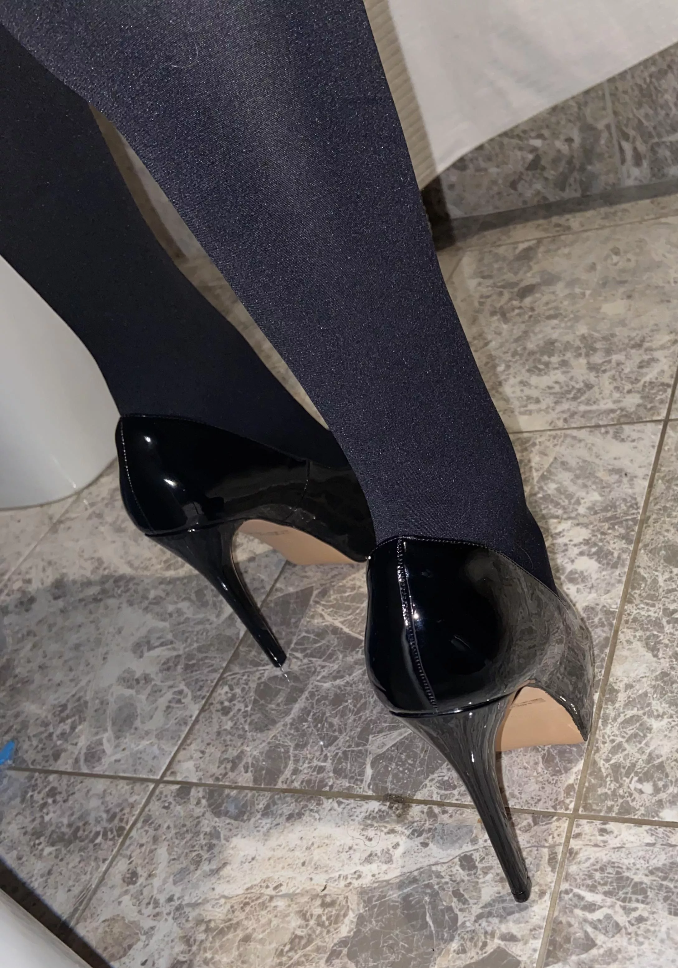 Love these black pumps