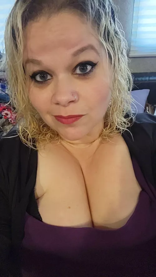 Wet hair, don’t care. 