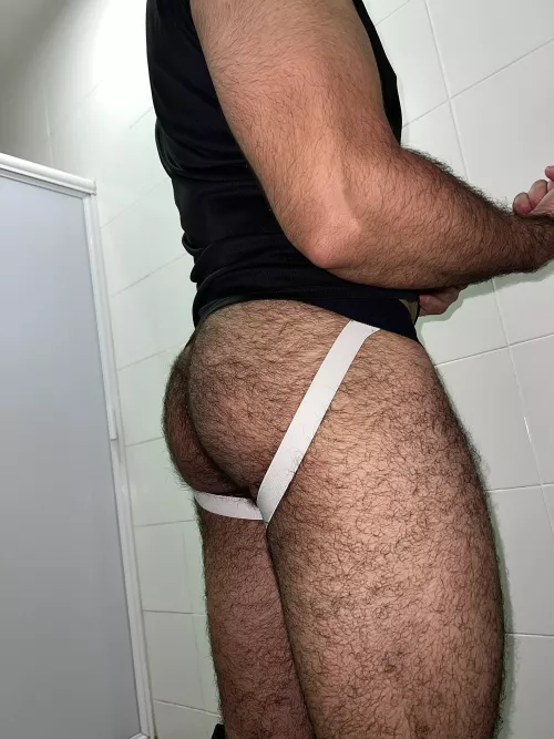 Who's down for some rimming?