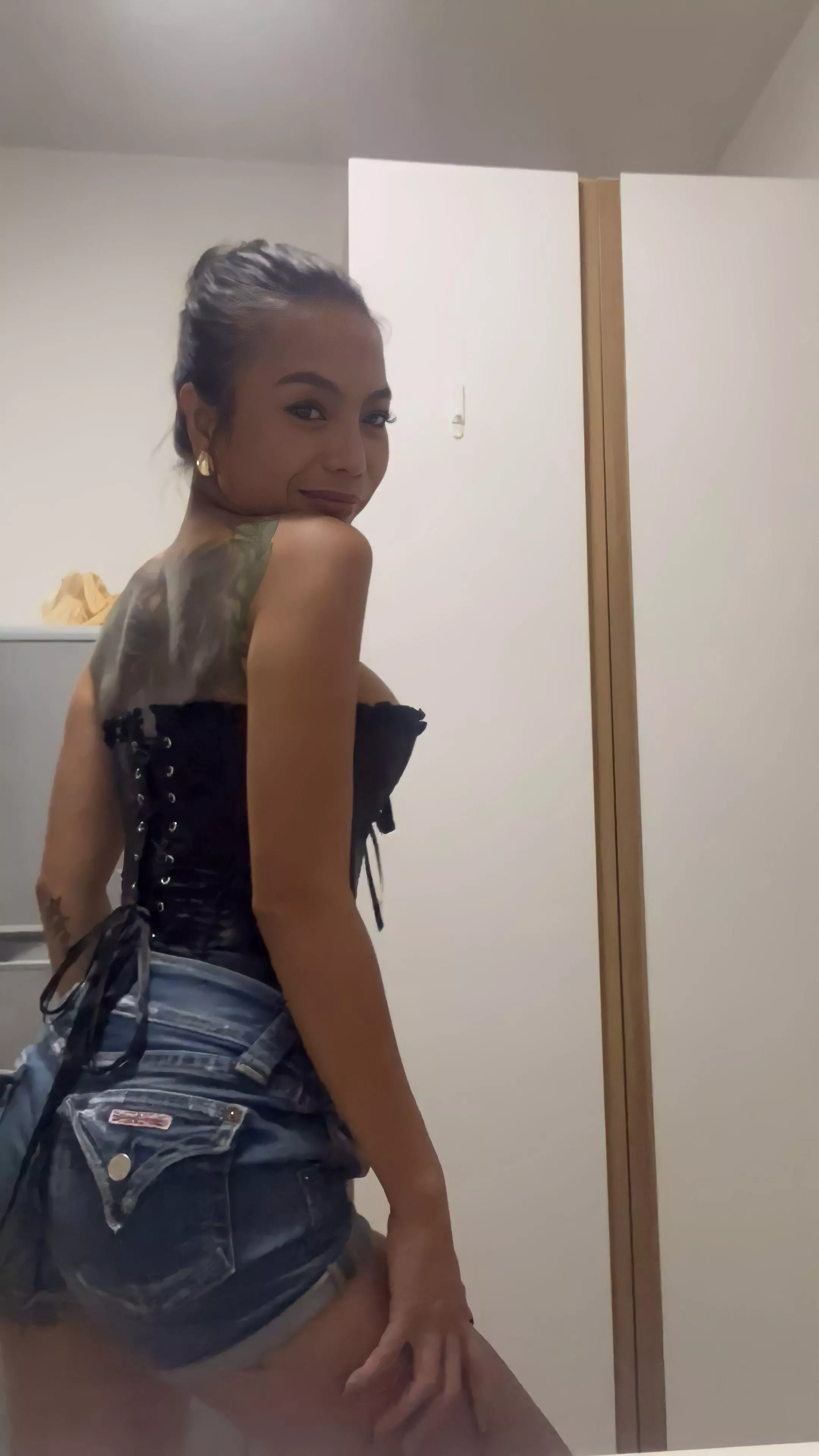 Care to join me in a game of seduction?