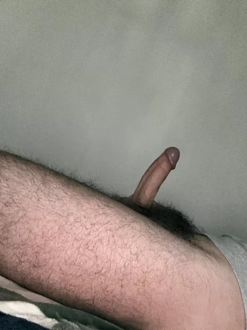 Jerking in bed 🍆💦