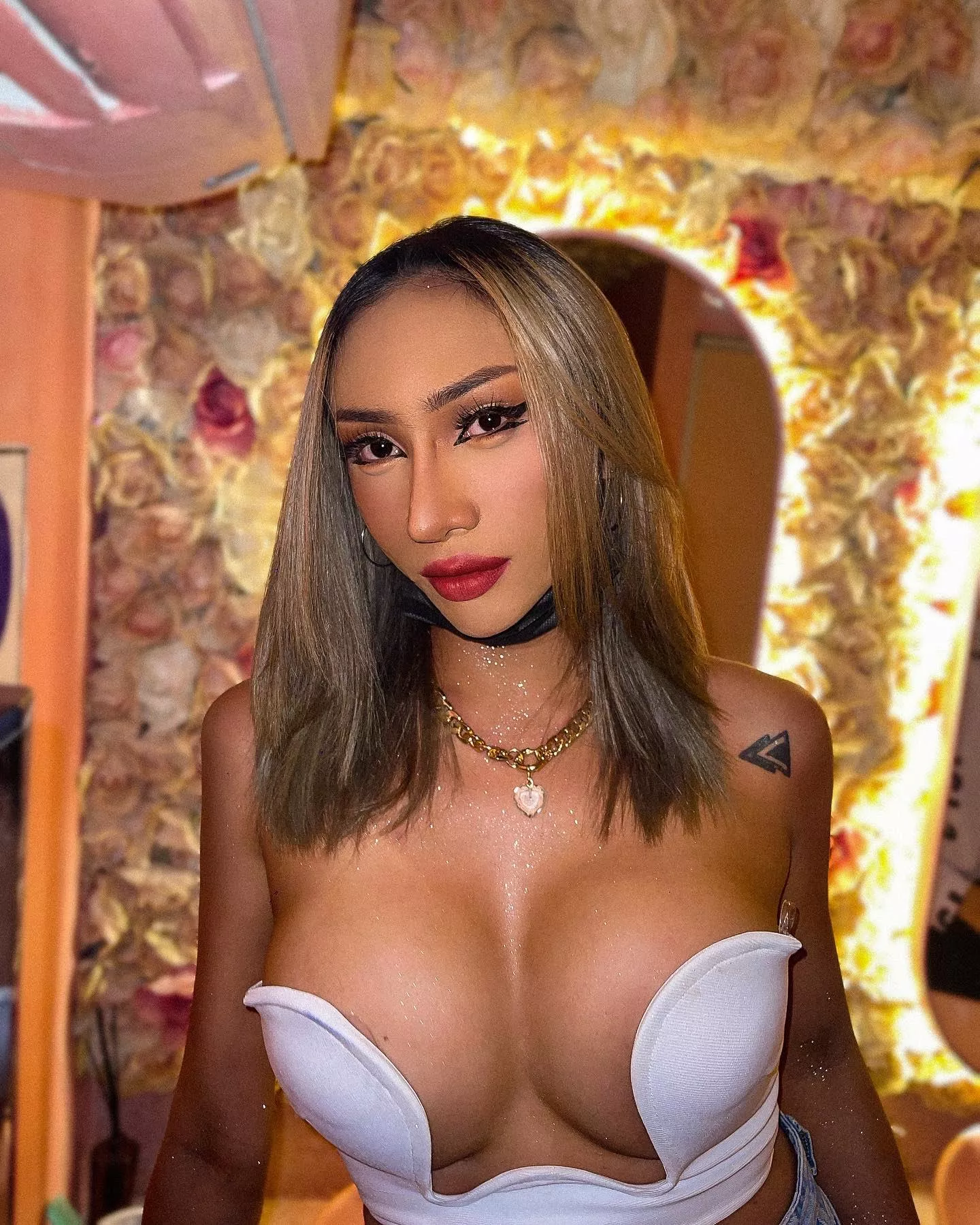 Lets fuck on the beach