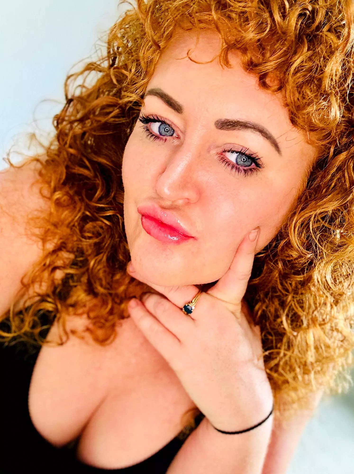 liking the way the nails look today