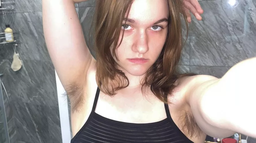 Loving my armpits 