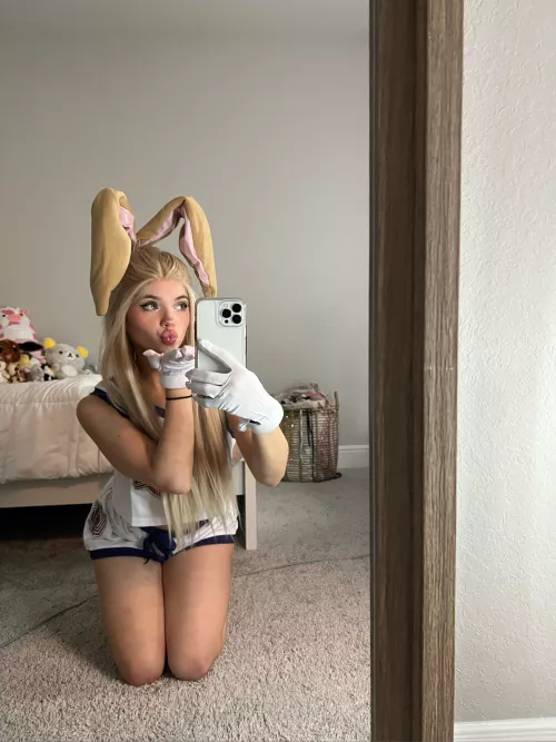 would you let Lola Bunny kiss and take care of you?  💋