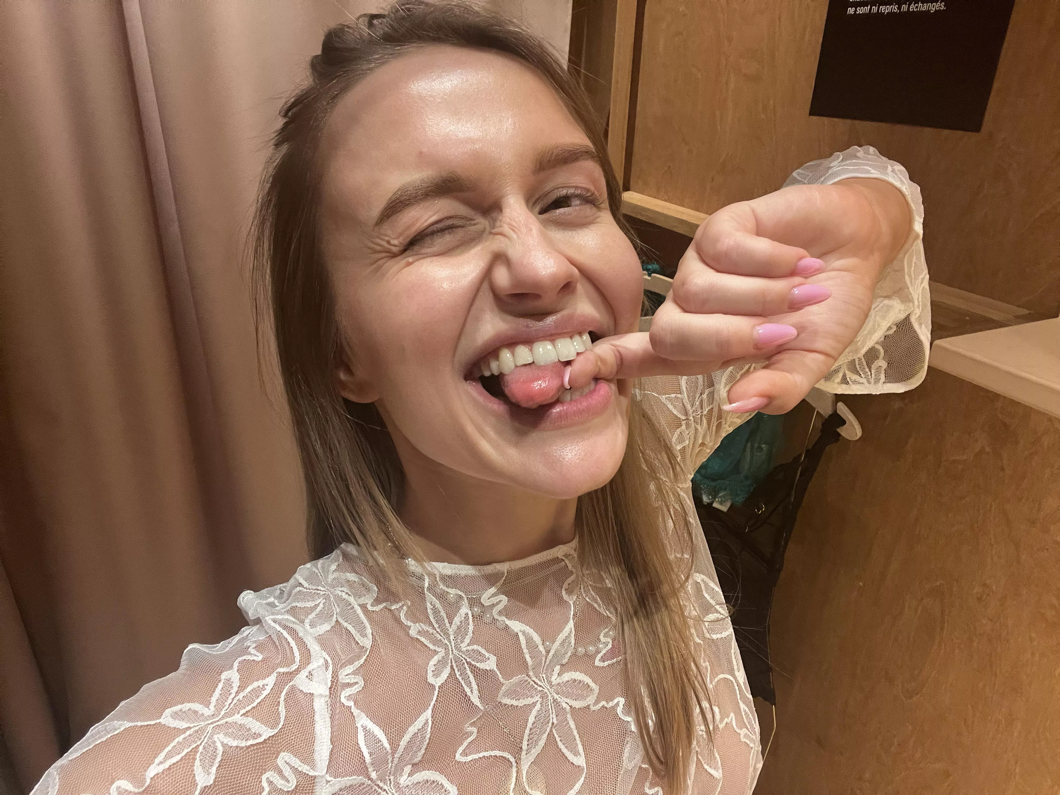 admit that I look cute