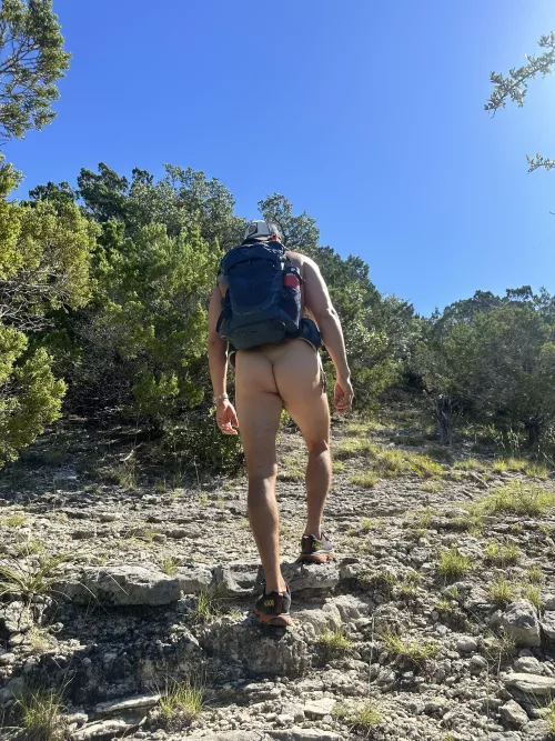 Hiking Hippie Hollow