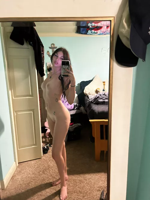 I did not realize i was a horny goth girl until i got to college