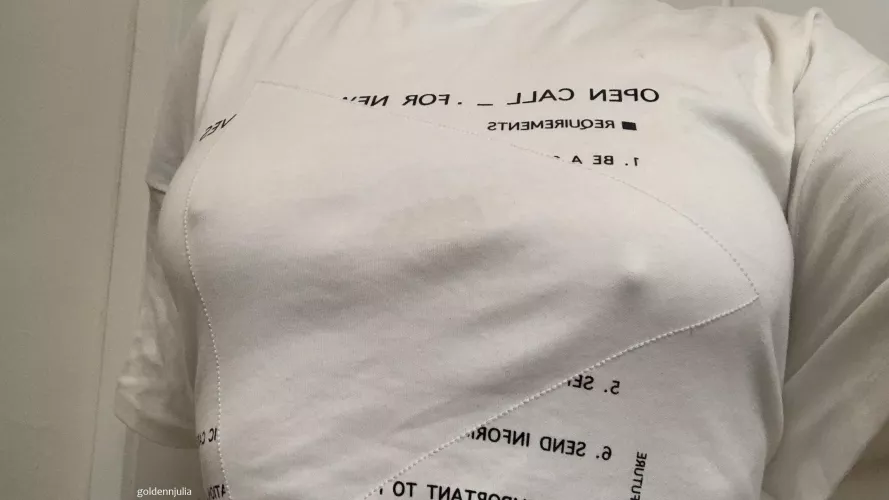 I think you really like how I look in this top