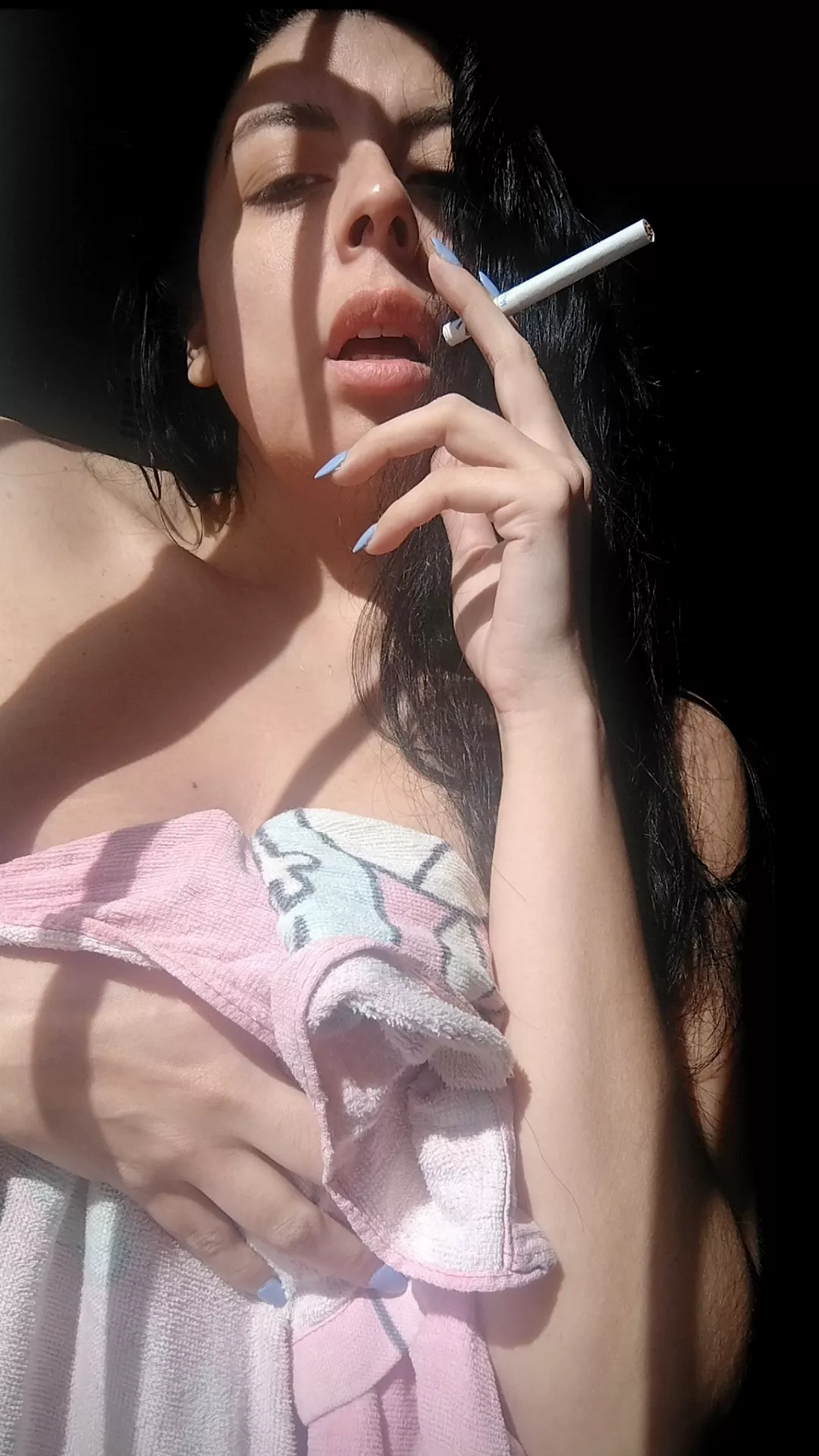 If you smoke with me, I'll do it without a towel