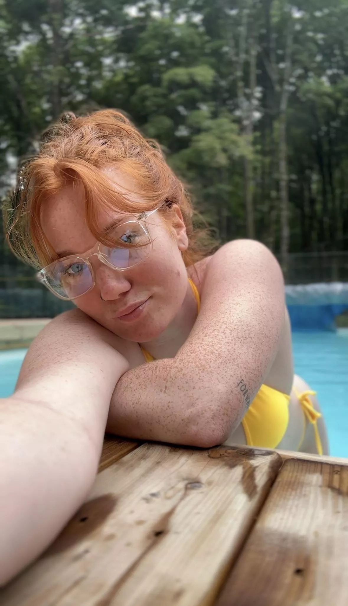 It’s okay if you can’t swim, you can use my floaties! [IRTR]