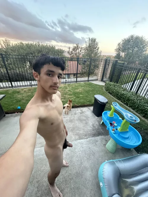 Just outside in my backyard enjoying the nice view 😁