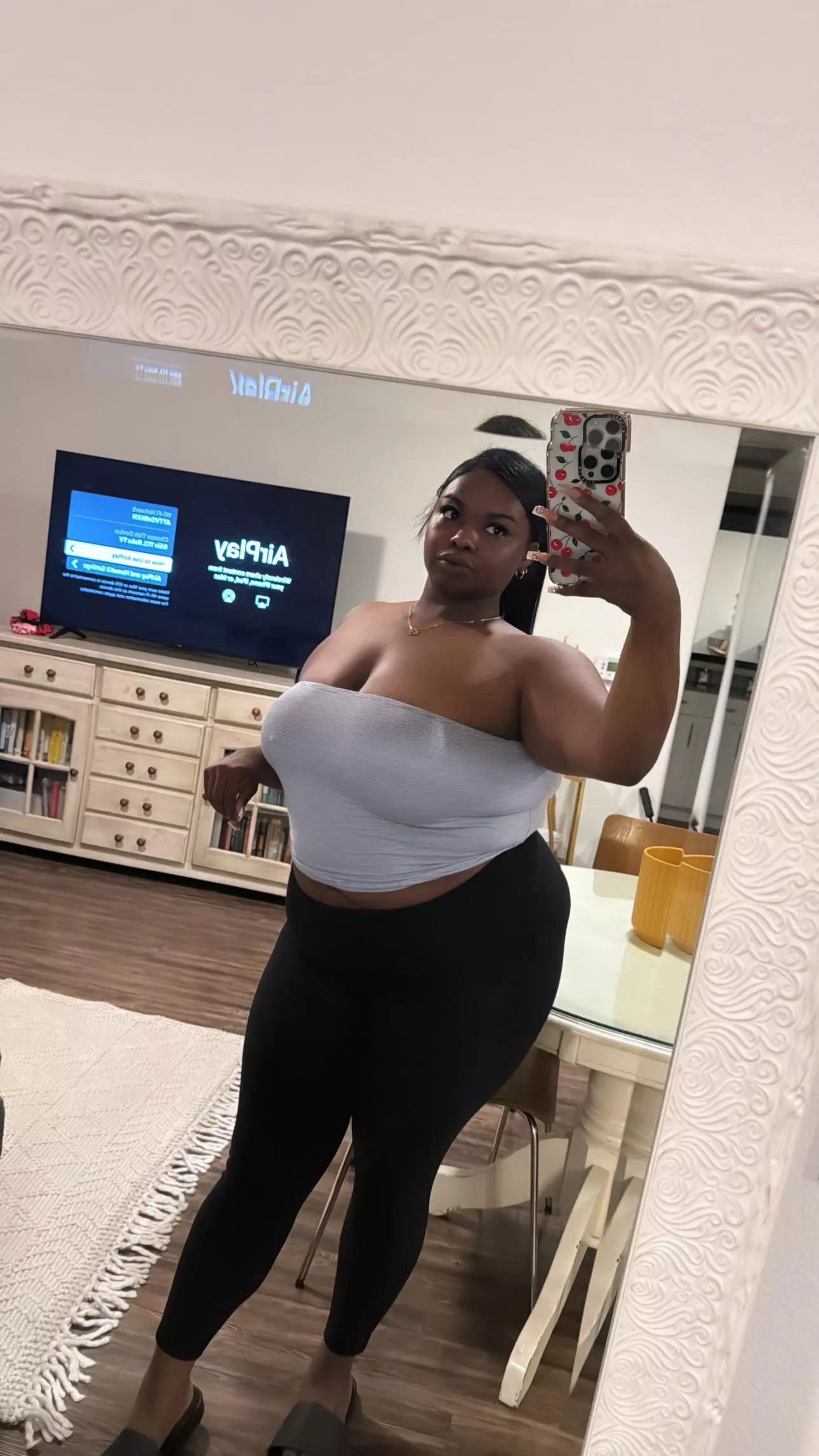 Pretty face, pretty titties combo