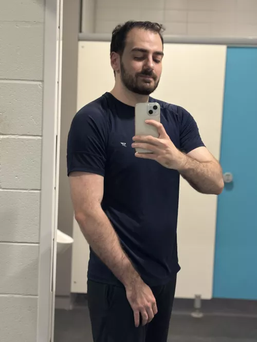 Started working out again to feel better about myself. ☺️