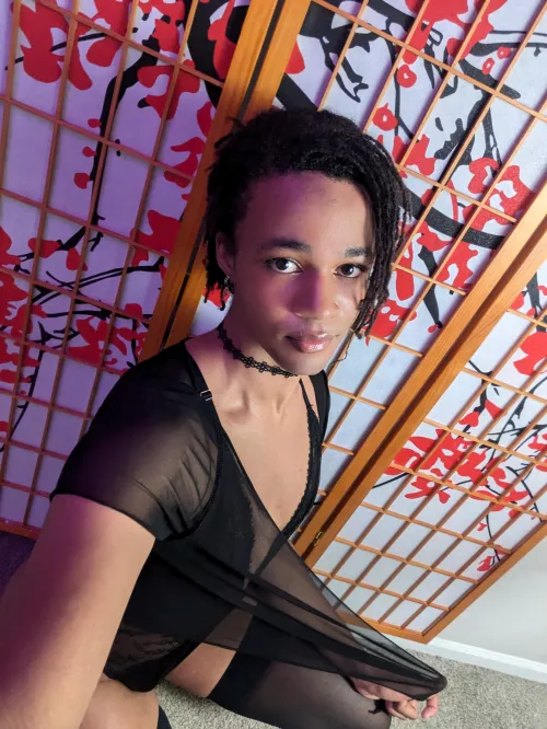 Trying some new looks :3