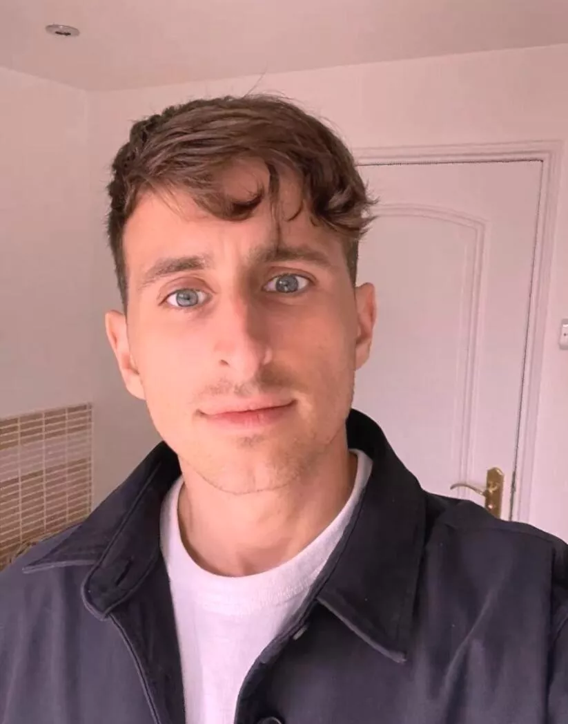 Vacation from work. Want to chill together? ππΌ Vacation from work. Want to chill together? ππΌ