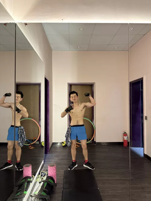 Chest day best day 🥳