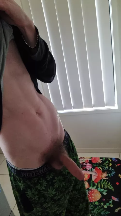 Don't usually upload through the day but here's a little something 🤭